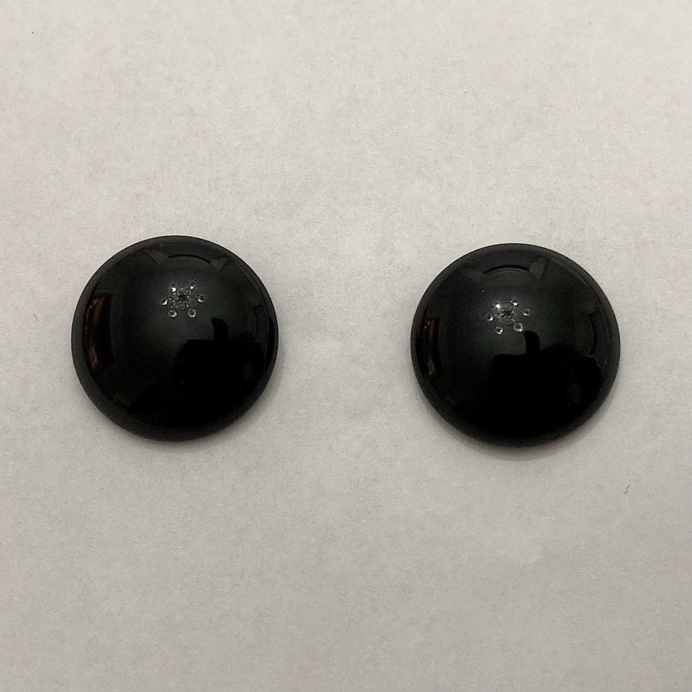 ⭐️ Vintage Metal Black Circle Stud Earrings